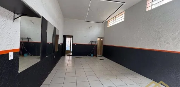 Conjunto Comercial / Sala para alugar, 90m² no Centro, Jundiaí