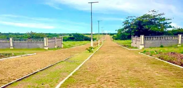 Terreno / Lote / Condomínio com 1 Quarto à venda, 250m² no , Cascavel