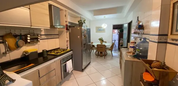 Casa com 3 Quartos à venda, 150m² no Centro, Camaçari