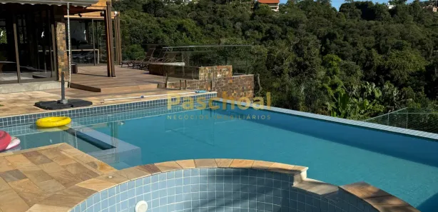 Fazenda / Sítio / Chácara com 5 Quartos à venda, 2700m² no Porta do Sol, Mairinque