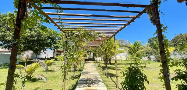Fazenda / Sítio / Chácara com 6 Quartos à venda, 400m² no , Beberibe