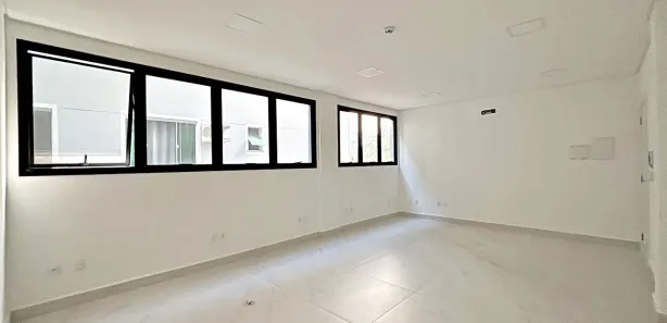 Conjunto Comercial / Sala para alugar, 38m² no Velha, Blumenau