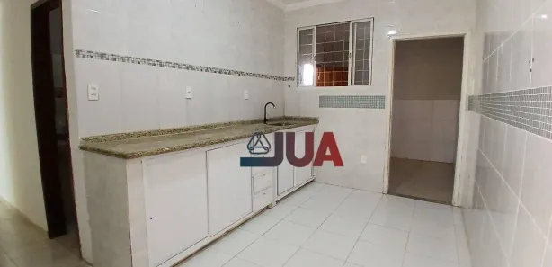 Casa com 3 Quartos para alugar, 100m² no Moquetá, Nova Iguaçu