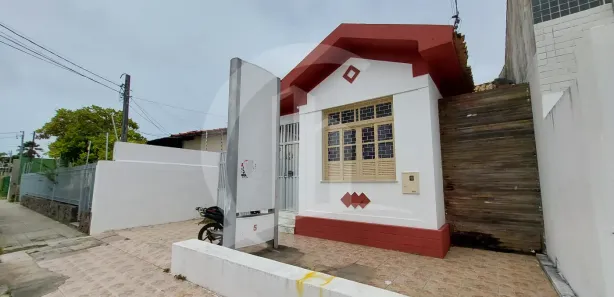 Galpão / Depósito / Armazém com 5 Quartos para alugar, 300m² no São José, Aracaju