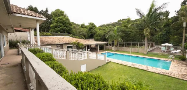 Casa com 3 Quartos à venda, 1383m² no Colinas, Araçariguama