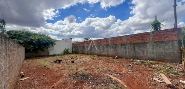 Terreno / Lote / Condomínio à venda, 162m² no Santa Cruz, Cascavel