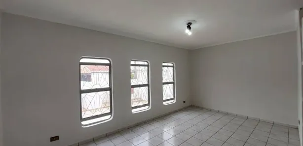 Casa com 3 Quartos para alugar, 300m² no Vila Bertini, Americana