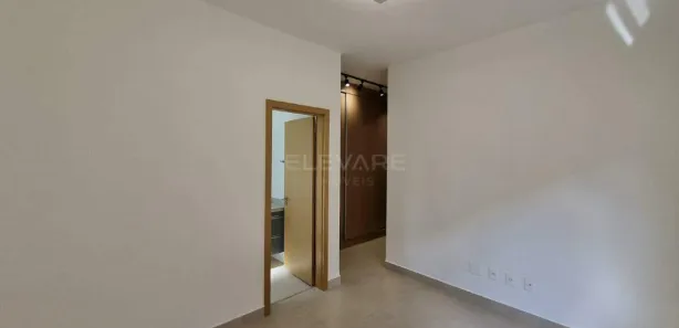 Casa de Condomínio com 3 Quartos para alugar, 156m² no , Cravinhos
