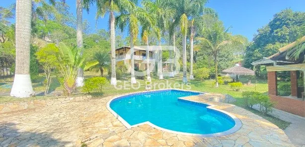Fazenda / Sítio / Chácara com 4 Quartos para alugar, 390m² no Condomínio Lagoinha, Jacareí
