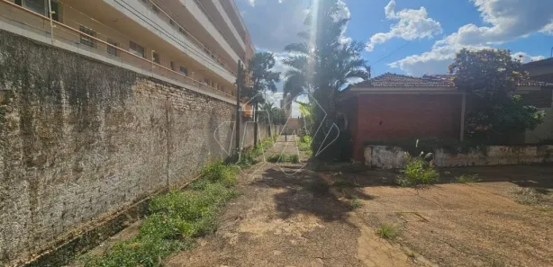 Prédio Inteiro à venda, 974m² no Centro, Araraquara