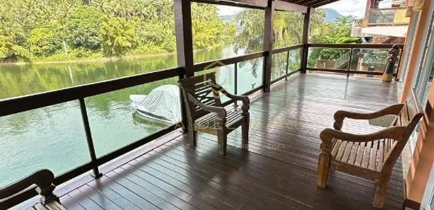 Casa de Condomínio com 5 Quartos à venda, 150m² no Centro, Angra dos Reis