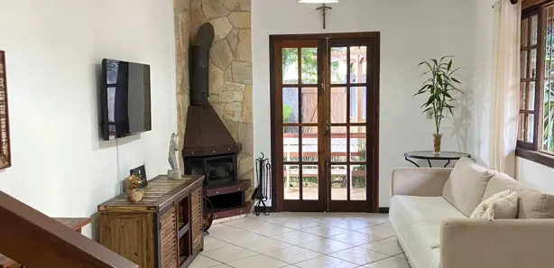 Casa com 3 Quartos à venda, 175m² no Samambaia, Petrópolis