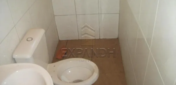 Conjunto Comercial / Sala para alugar, 34m² no Centro, Sertãozinho