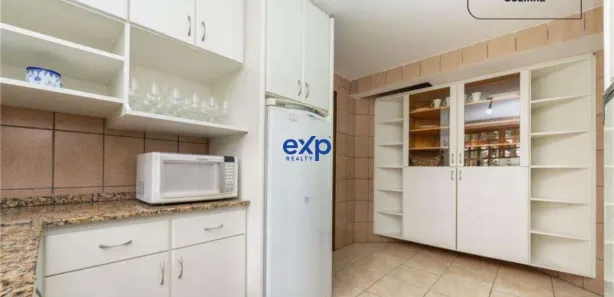 Fazenda / Sítio / Chácara com 4 Quartos à venda, 640m² no Quatro Barras, Quatro Barras