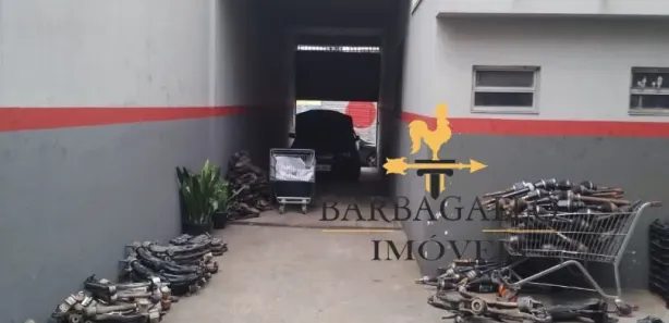 Prédio Inteiro à venda, 400m² no Piraporinha, Diadema