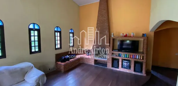 Fazenda / Sítio / Chácara com 3 Quartos à venda, 1500m² no Itaquaciara, Itapecerica da Serra