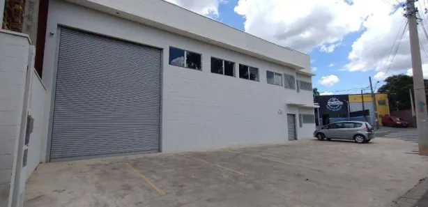 Galpão / Depósito / Armazém à venda, 215m² no Centro, Salto