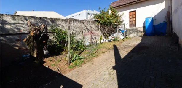 Terreno / Lote / Condomínio à venda, 131m² no Pinheirinho, Curitiba