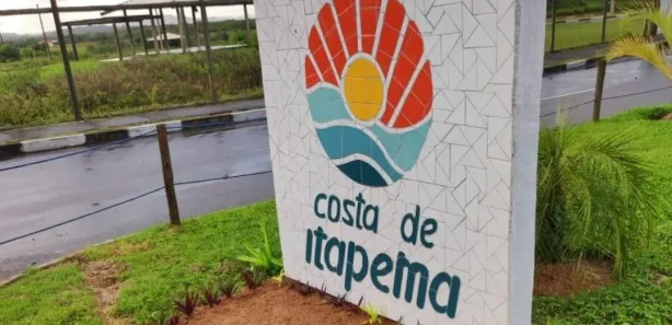 Terreno / Lote / Condomínio à venda, 554m² no Acupe, Santo Amaro