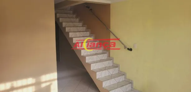 Sobrado com 3 Quartos para alugar, 133m² no Jardim São Francisco, Guarulhos