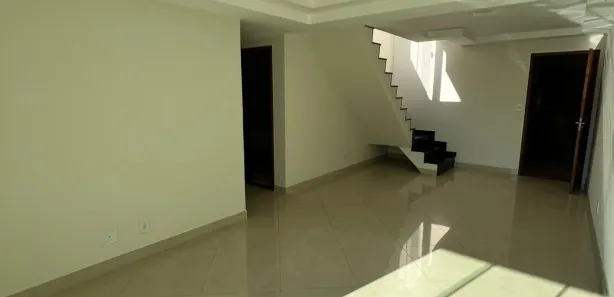 Cobertura com 3 Quartos para alugar, 100m² no Jardim Amália, Volta Redonda