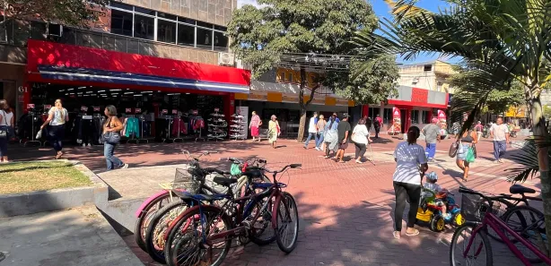 Loja / Salão / Ponto Comercial para alugar, 58m² no Centro, Itaguaí