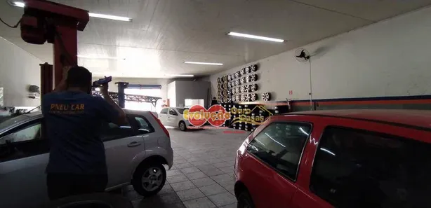 Galpão / Depósito / Armazém à venda, 265m² no Centro, Itatiba