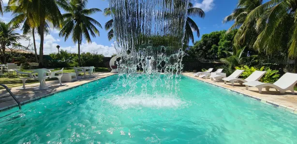 Fazenda / Sítio / Chácara com 4 Quartos à venda, 600m² no Barra do Jacuípe, Camaçari