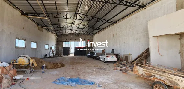 Galpão / Depósito / Armazém à venda, 1200m² no Parque das Laranjeiras, Uberaba