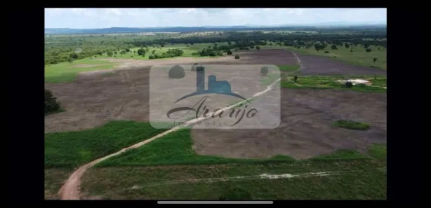 Fazenda / Sítio / Chácara com 4 Quartos à venda, 394m² no , Arapoema
