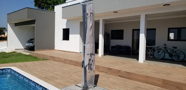 Fazenda / Sítio / Chácara com 3 Quartos à venda, 200m² no Terras de Santa Rosa II, Salto