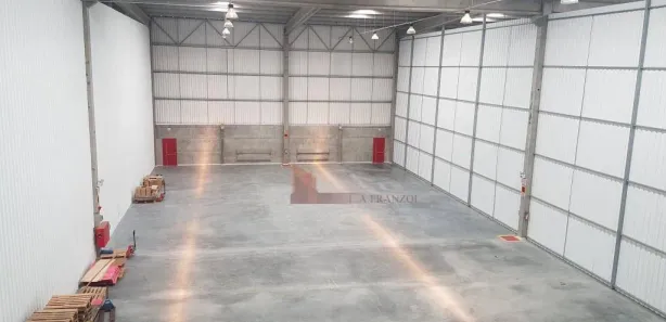 Galpão / Depósito / Armazém para alugar, 1480m² no Machados, Navegantes