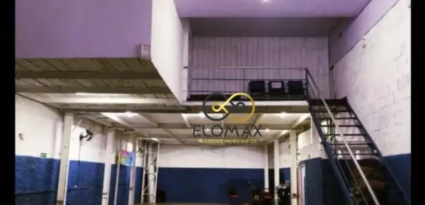 Galpão / Depósito / Armazém para alugar, 372m² no Vila Endres, Guarulhos
