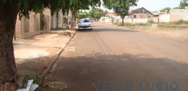 Terreno / Lote / Condomínio à venda, 250m² no Centro, Ibiporã