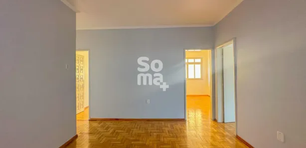 Apartamento com 4 Quartos para alugar, 150m² no Centro, Santa Maria