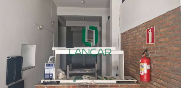 Loja / Salão / Ponto Comercial para alugar, 180m² no Centro, Vespasiano