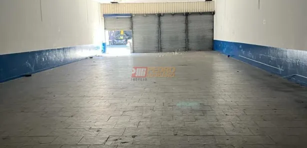 Galpão / Depósito / Armazém à venda, 440m² no Vila Alzira, Santo André