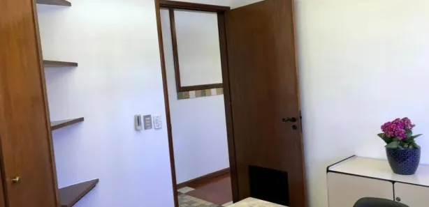 Conjunto Comercial / Sala para alugar, 90m² no Centro, Londrina