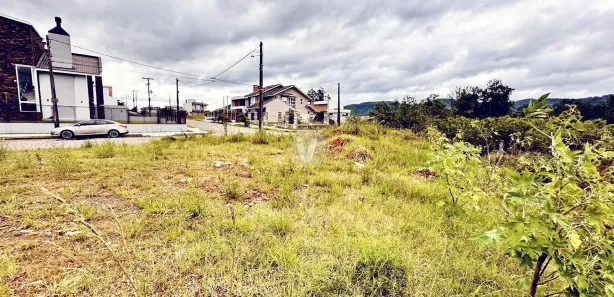 Terreno / Lote / Condomínio à venda, 548m² no Pé de Plátano, Santa Maria