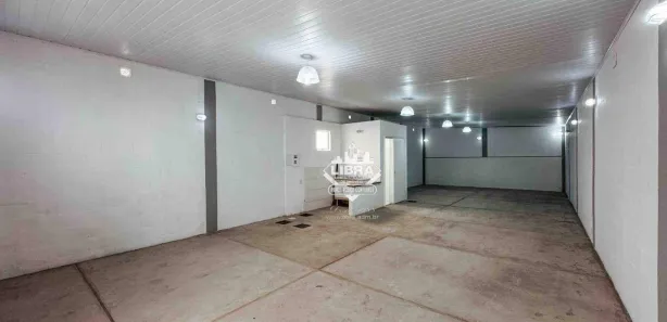 Galpão / Depósito / Armazém para alugar, 96m² no Várzea, Teresópolis