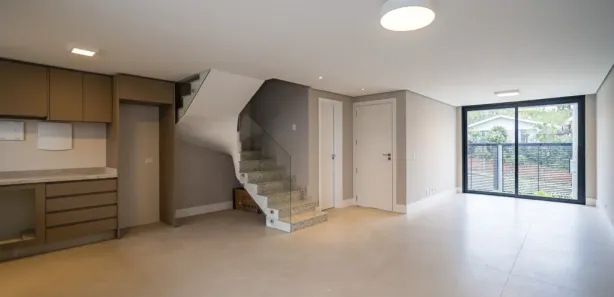 Sobrado com 3 Quartos para alugar, 167m² no Guabirotuba, Curitiba