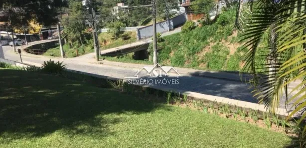 Galpão / Depósito / Armazém à venda, 9700m² no Bingen, Petrópolis