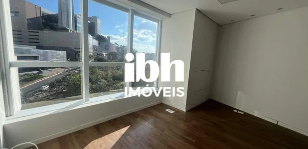 Conjunto Comercial / Sala à venda, 28m² no Vila da Serra, Nova Lima