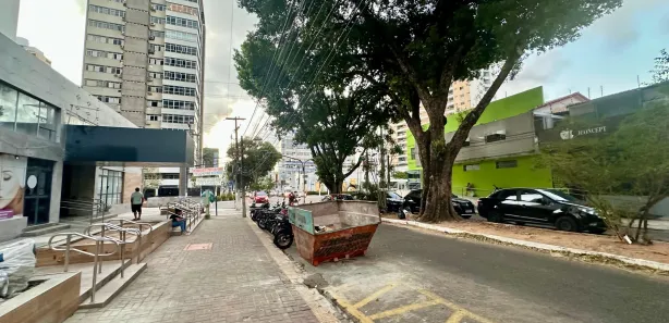 Loja / Salão / Ponto Comercial com 1 Quarto para alugar, 45m² no Tirol, Natal