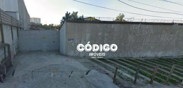 Galpão / Depósito / Armazém à venda, 250m² no Rio Abaixo, Itaquaquecetuba
