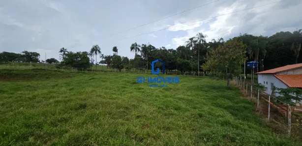 Fazenda / Sítio / Chácara com 3 Quartos à venda, 24000m² no , Nerópolis