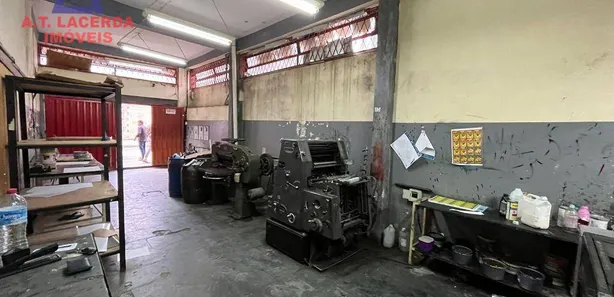 Loja / Salão / Ponto Comercial à venda, 170m² no João Gordo, Montes Claros