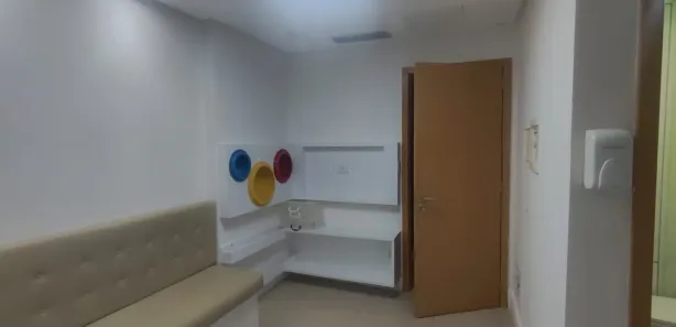 Conjunto Comercial / Sala para alugar, 29m² no Centro, Lauro de Freitas