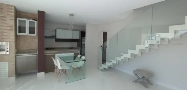 Apartamento com 2 Quartos para alugar, 143m² no Batel, Curitiba