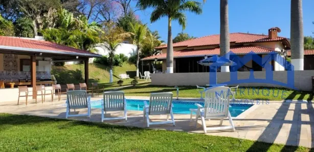 Fazenda / Sítio / Chácara com 3 Quartos à venda, 2000m² no , Mairinque